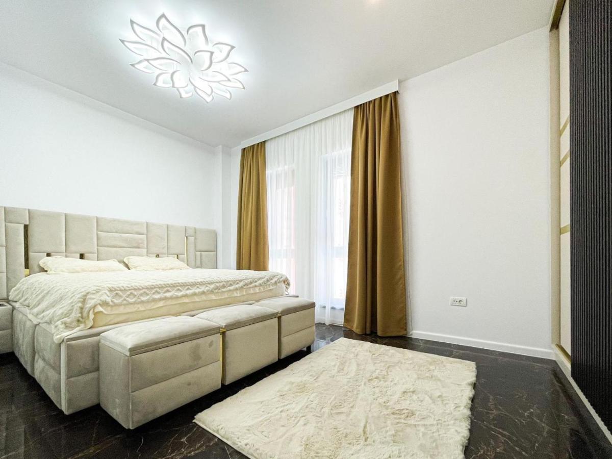 Residence Future Delux IV Giroc ภายนอก รูปภาพ
