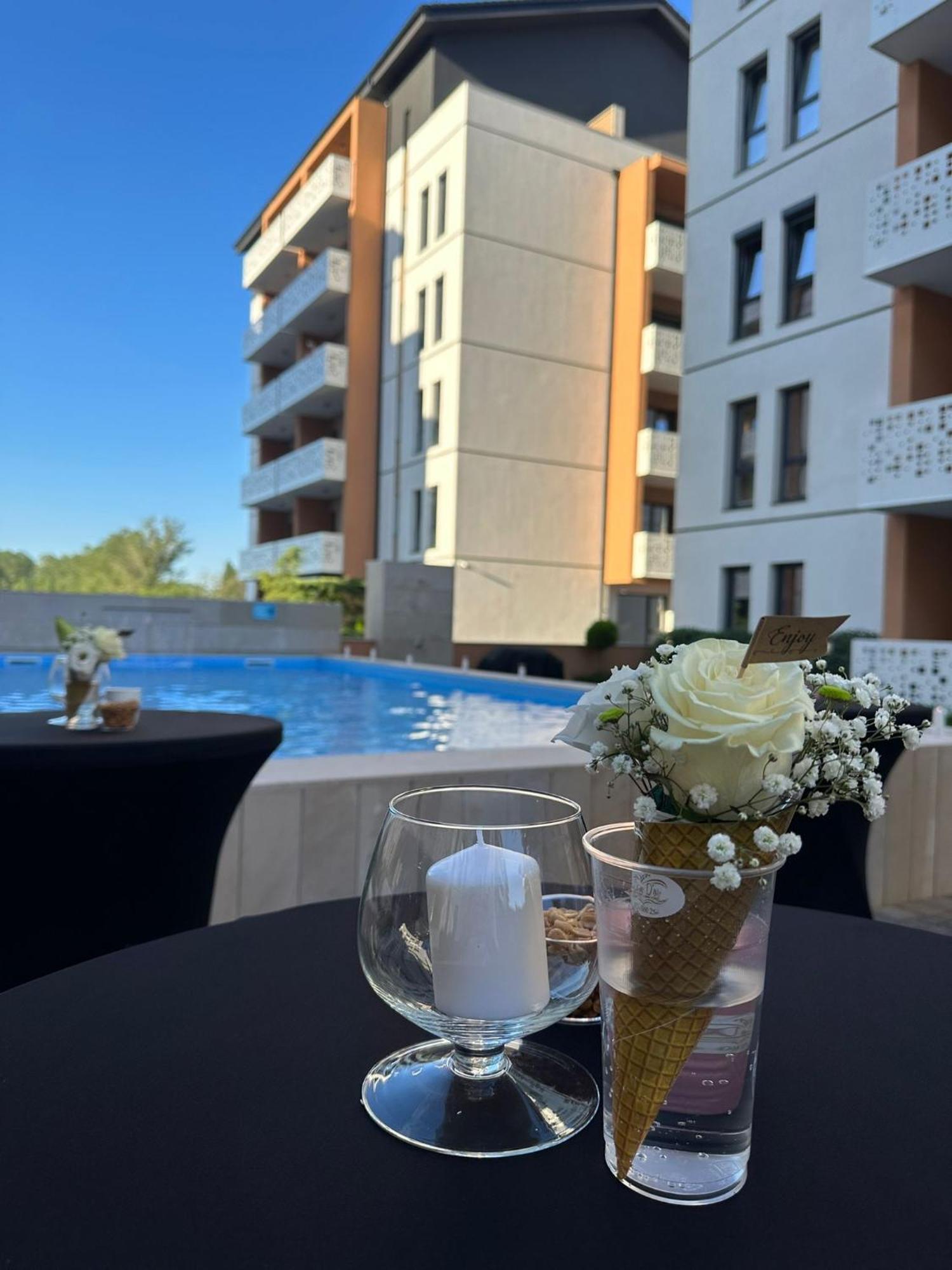 Residence Future Delux IV Giroc ภายนอก รูปภาพ